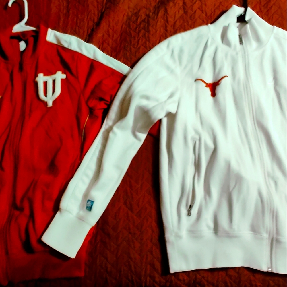 Nike UT sweaters